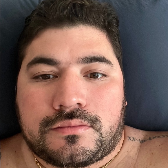 Meet your Posher, Luis - Picture 1 of 1